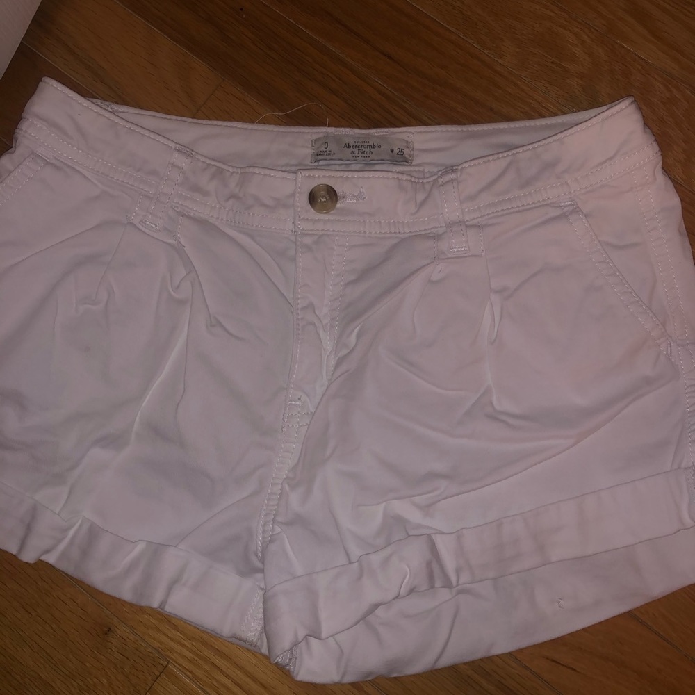 White Abercrombie shorts